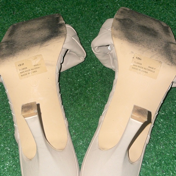 Cape Robbin Nude Heels - Picture 2 of 3